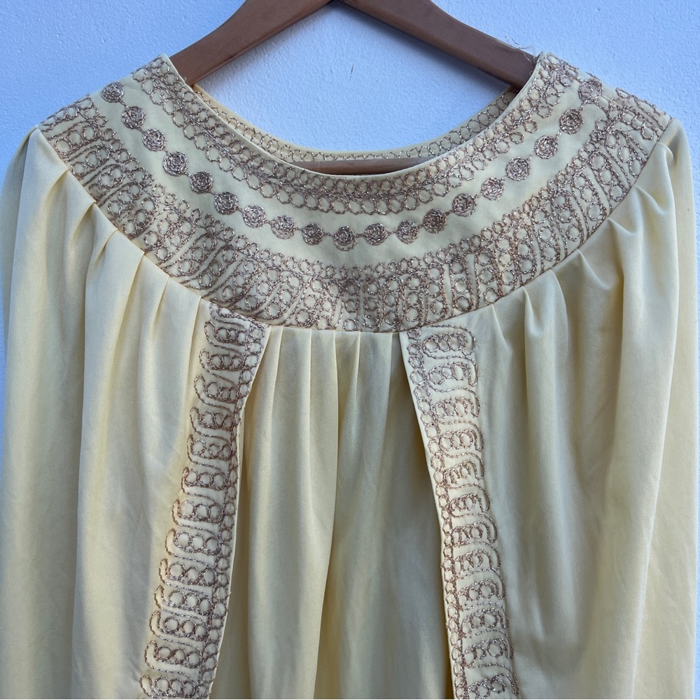 VTG Cocoon Cape Canary Yellow Gown - Picture 11 of 14